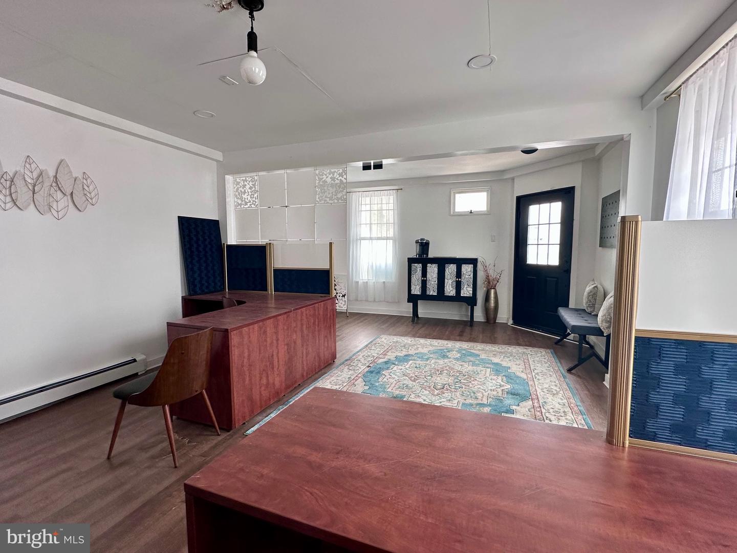8 W Broadway Property Photo 14