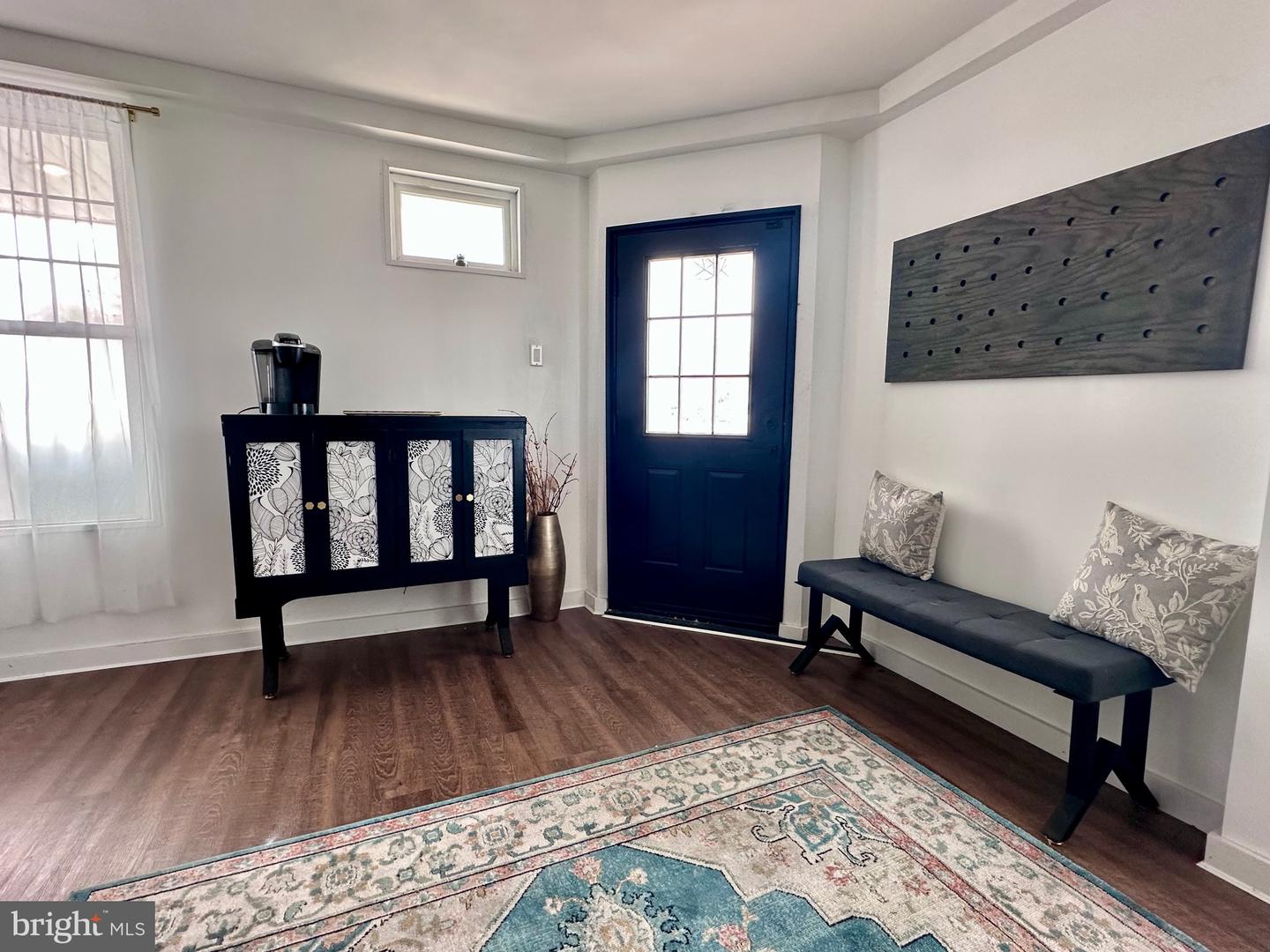 8 W Broadway Property Photo 15