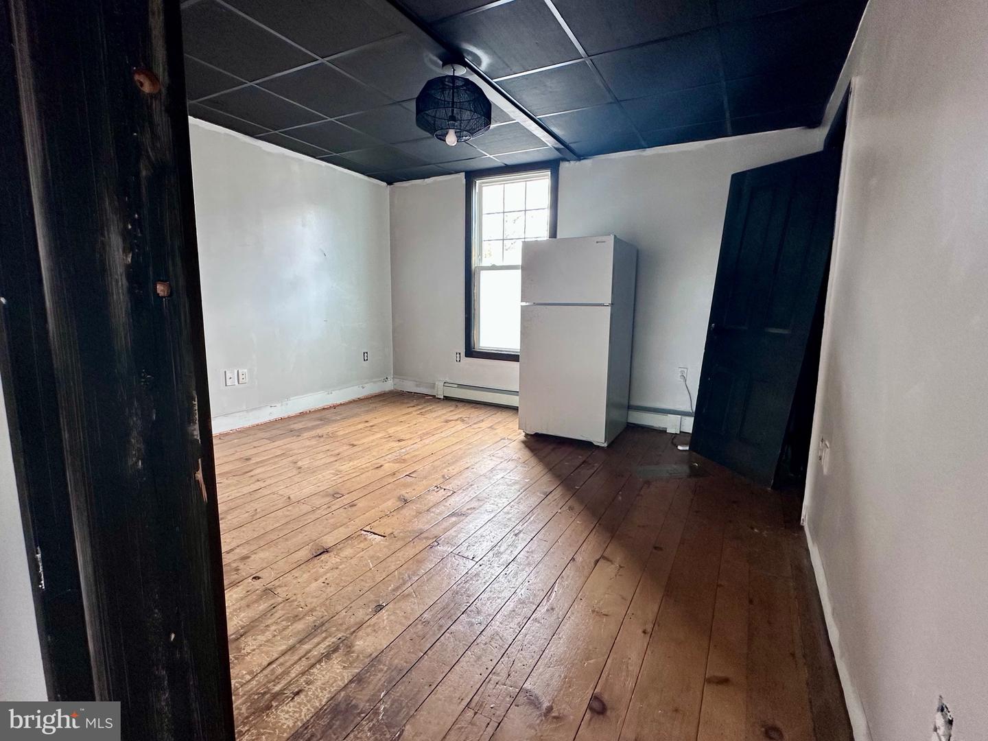 8 W Broadway Property Photo 29