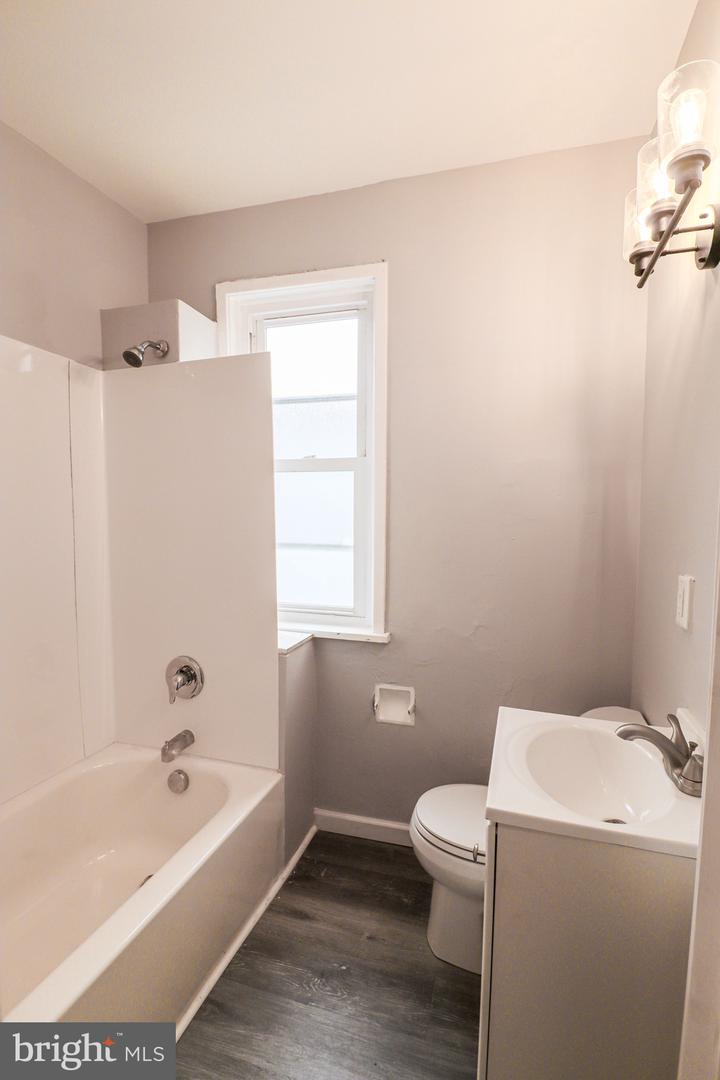 706 W Princess St Property Photo 12
