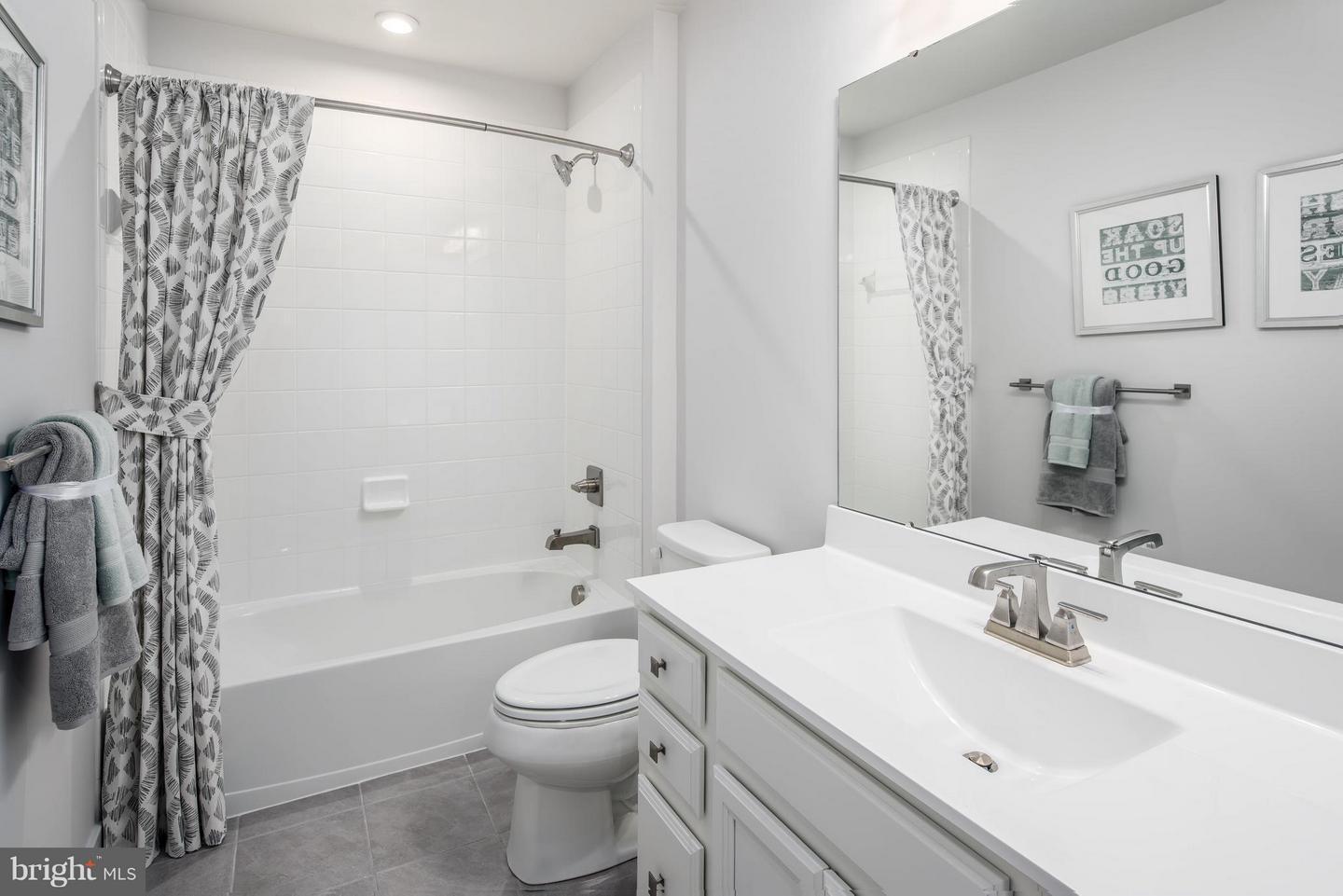 304 Ruffian Rd Property Photo 18