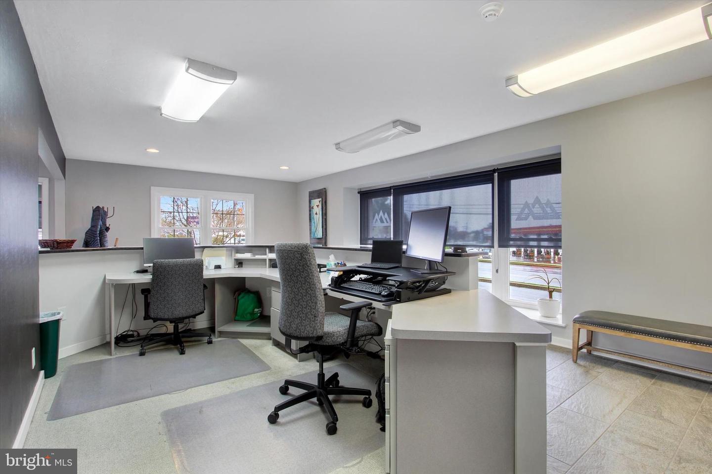 1401 Baltimore St Property Photo 12