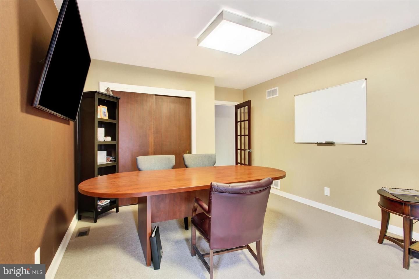 1401 Baltimore St Property Photo 20