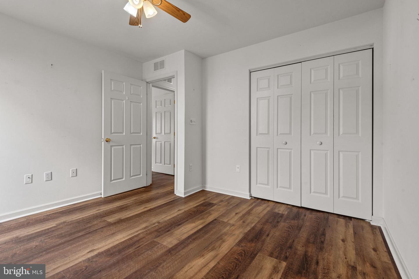 6823 Seneca Ridge Dr Property Photo 21