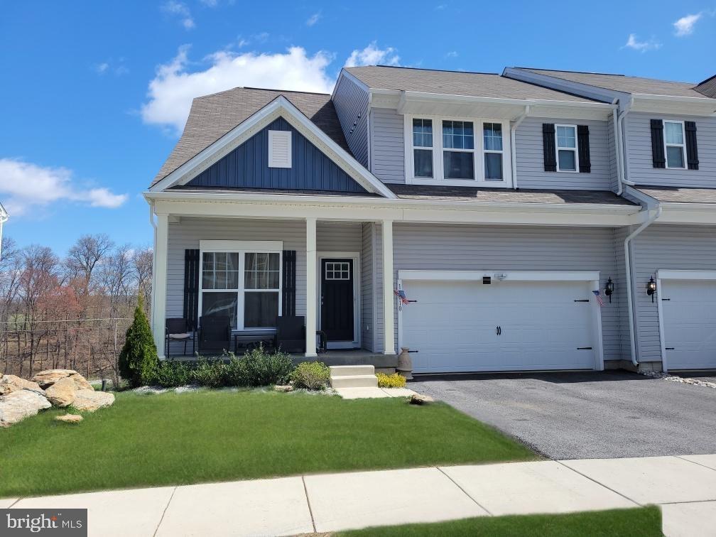 18010 Dave Anne Cir Property Photo