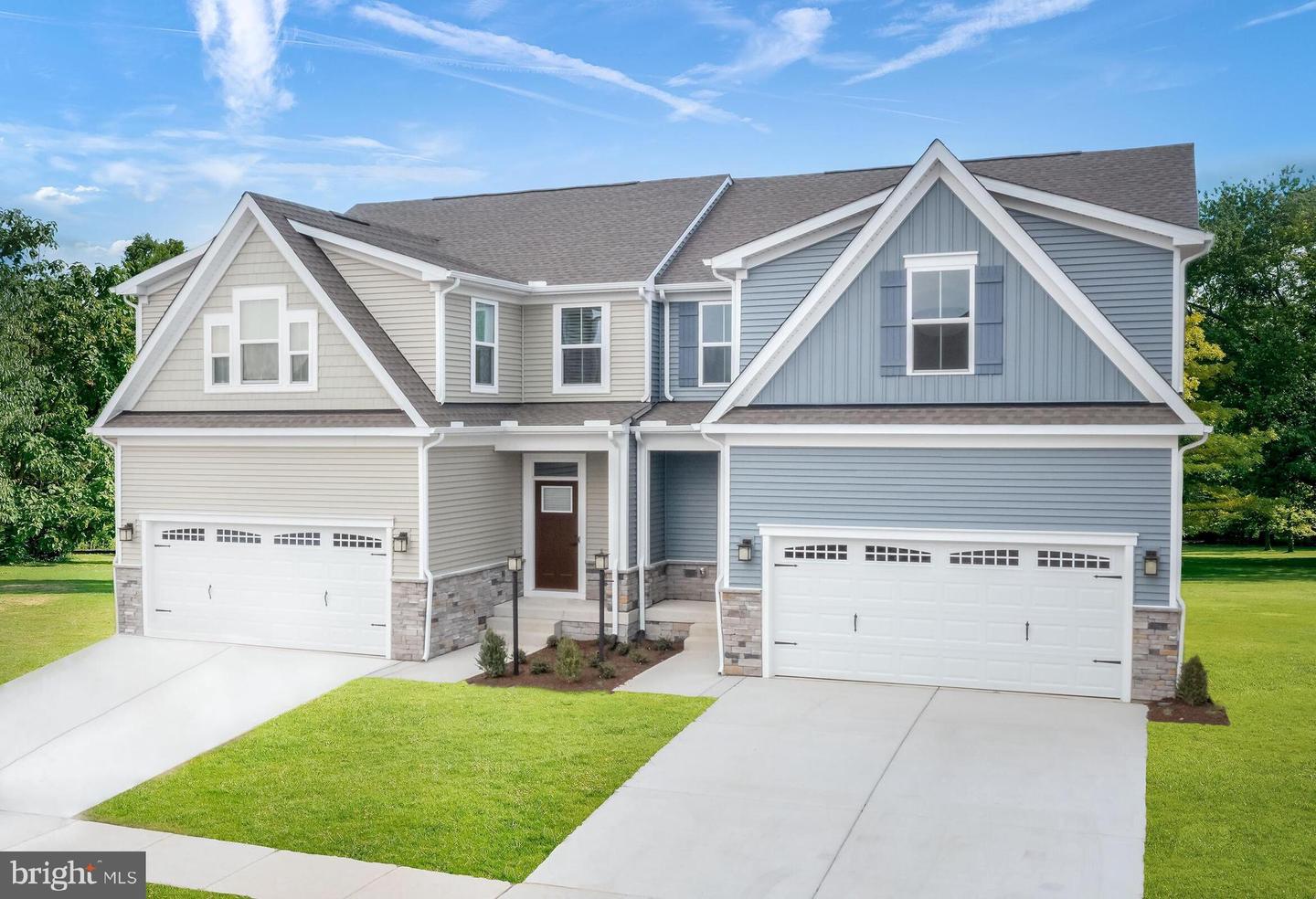 850 JACK NICKLAUS CIR Property Photo 1