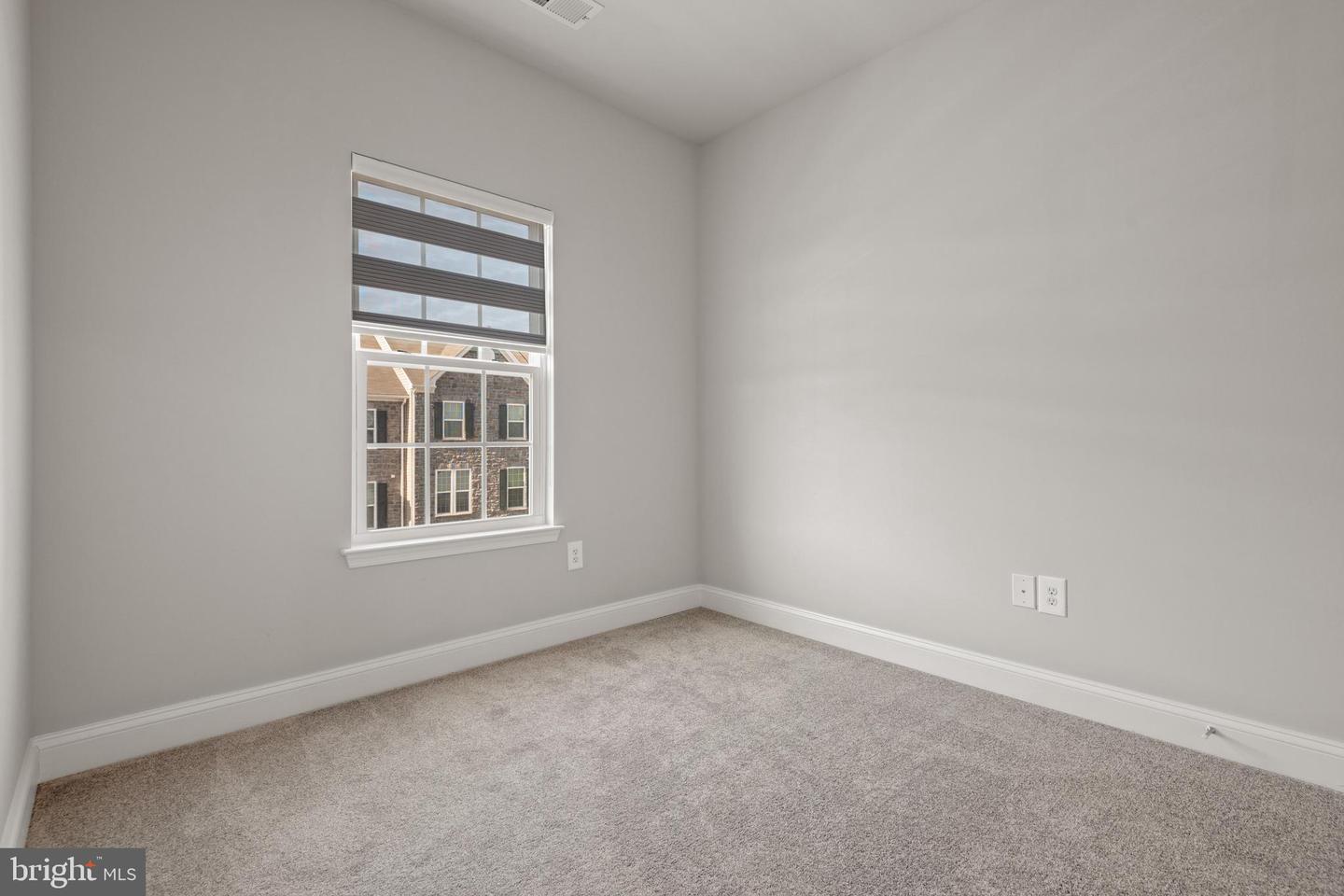 1272 Elderslie Ln #92 Property Photo 25