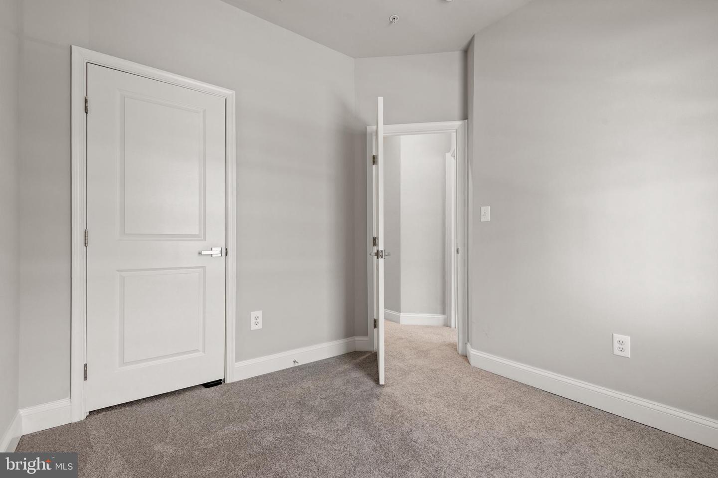 1272 Elderslie Ln #92 Property Photo 26