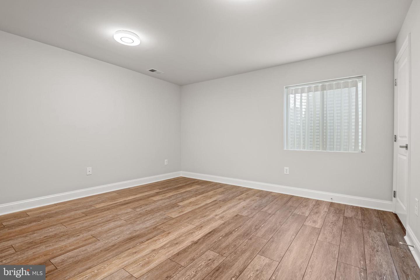 1272 Elderslie Ln #92 Property Photo 32