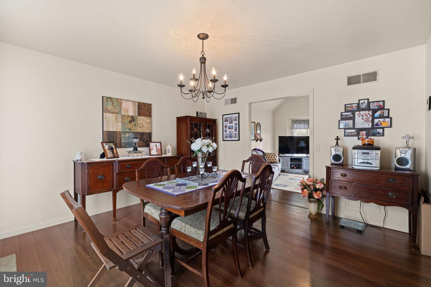 34 N Seasons Dr Property Photo 4