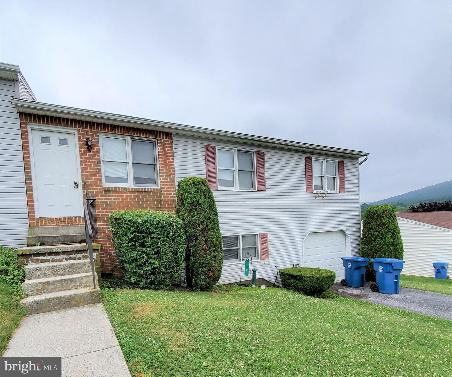 10 Mary Dr Property Photo