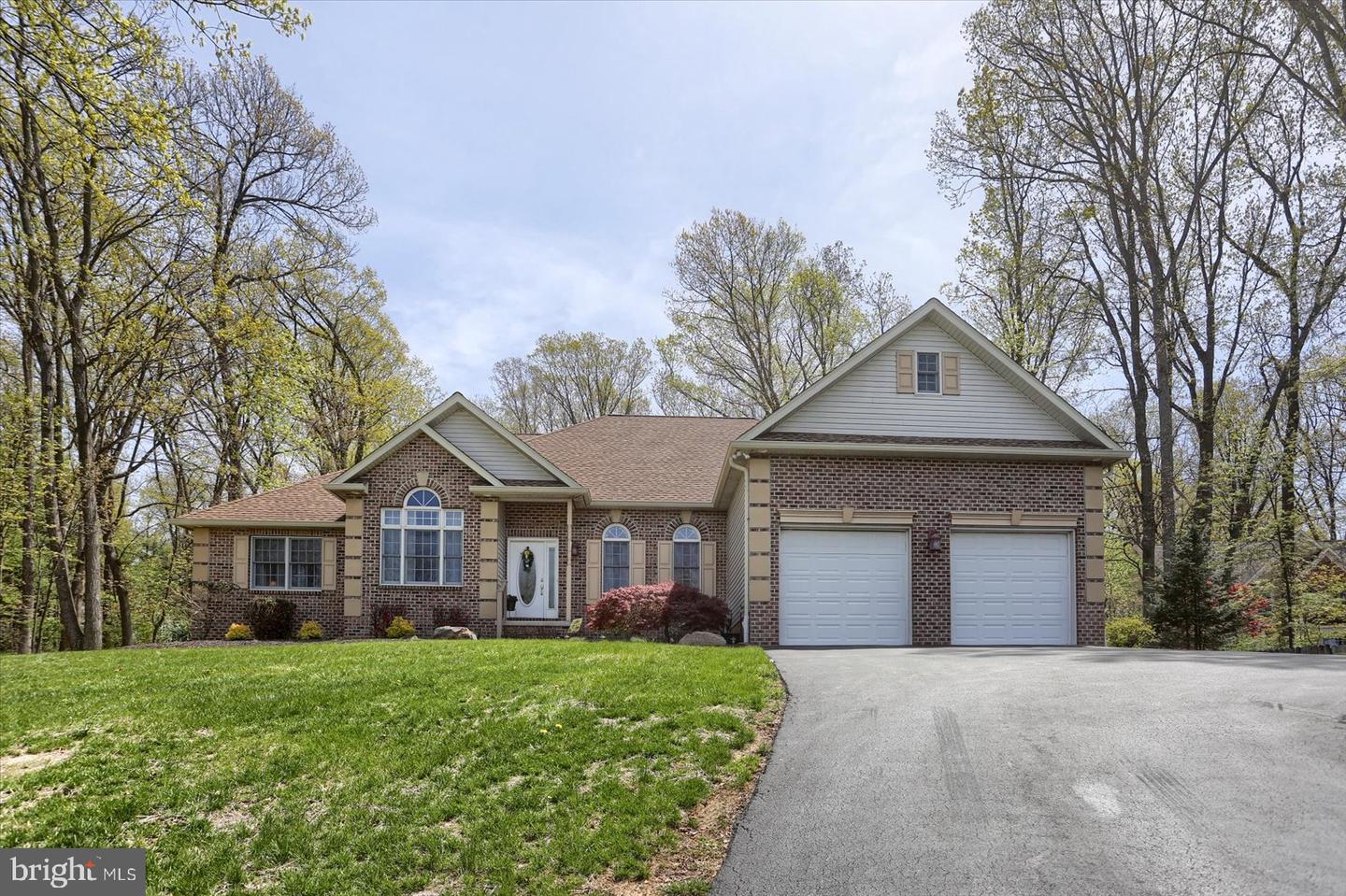 3812 Eagle Ridge Ct Property Photo 2
