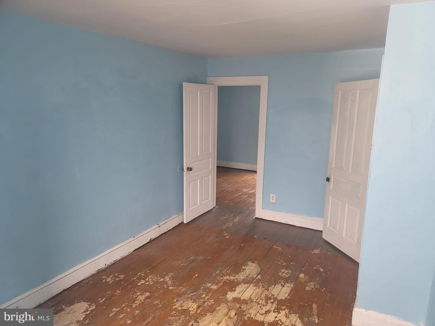 819 Linden Ave Property Photo 26