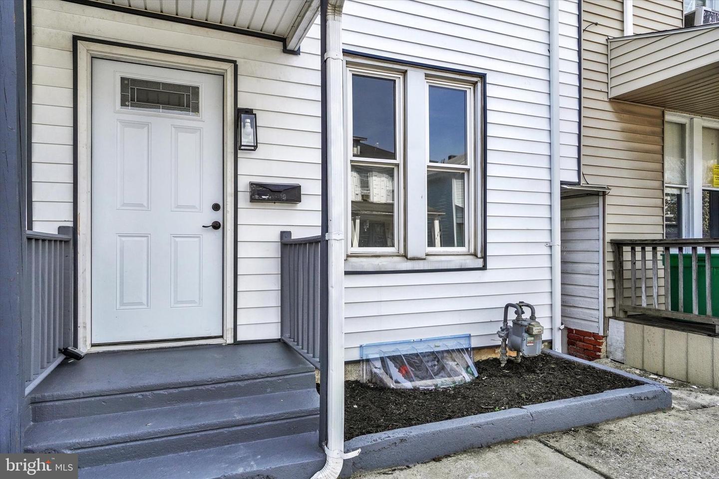 364 Norway St Property Photo 3