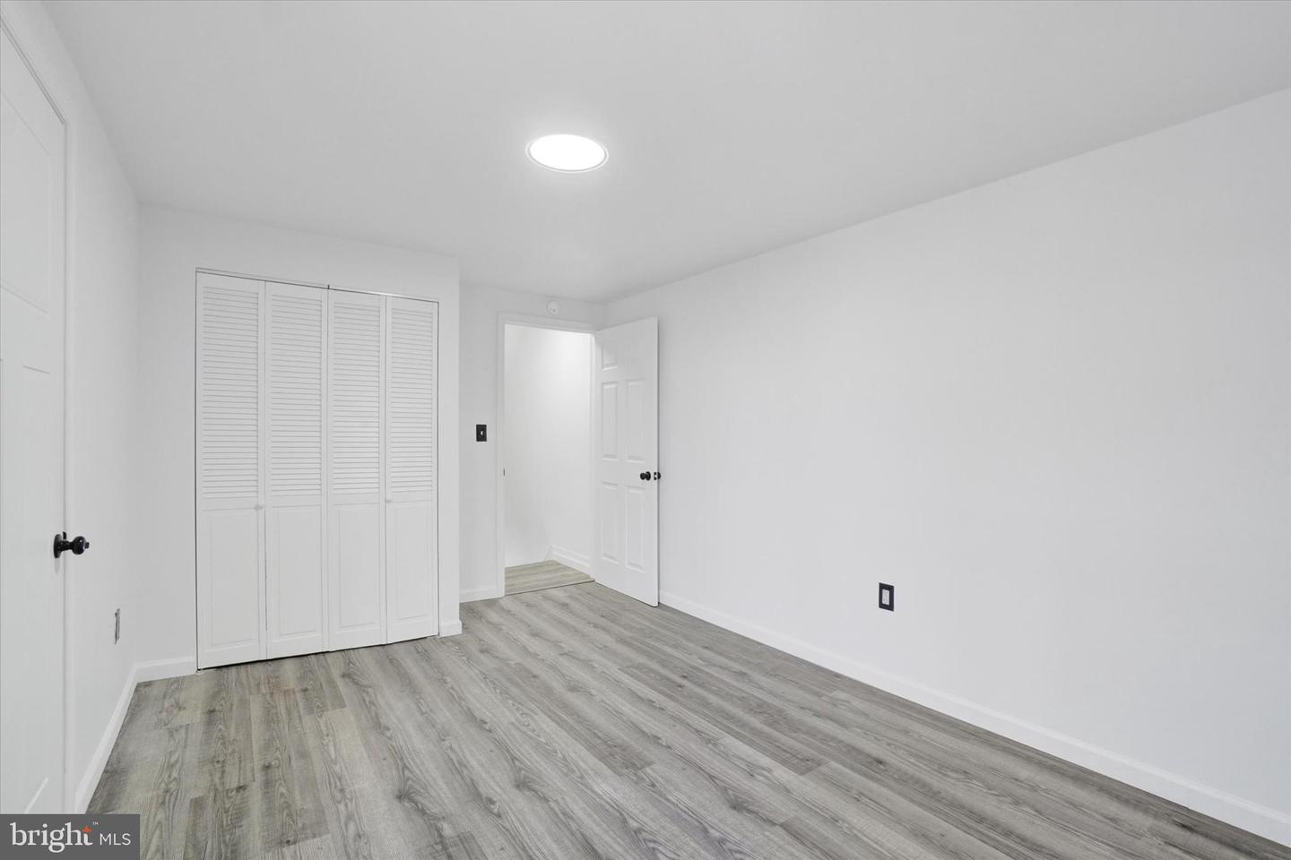 364 Norway St Property Photo 13
