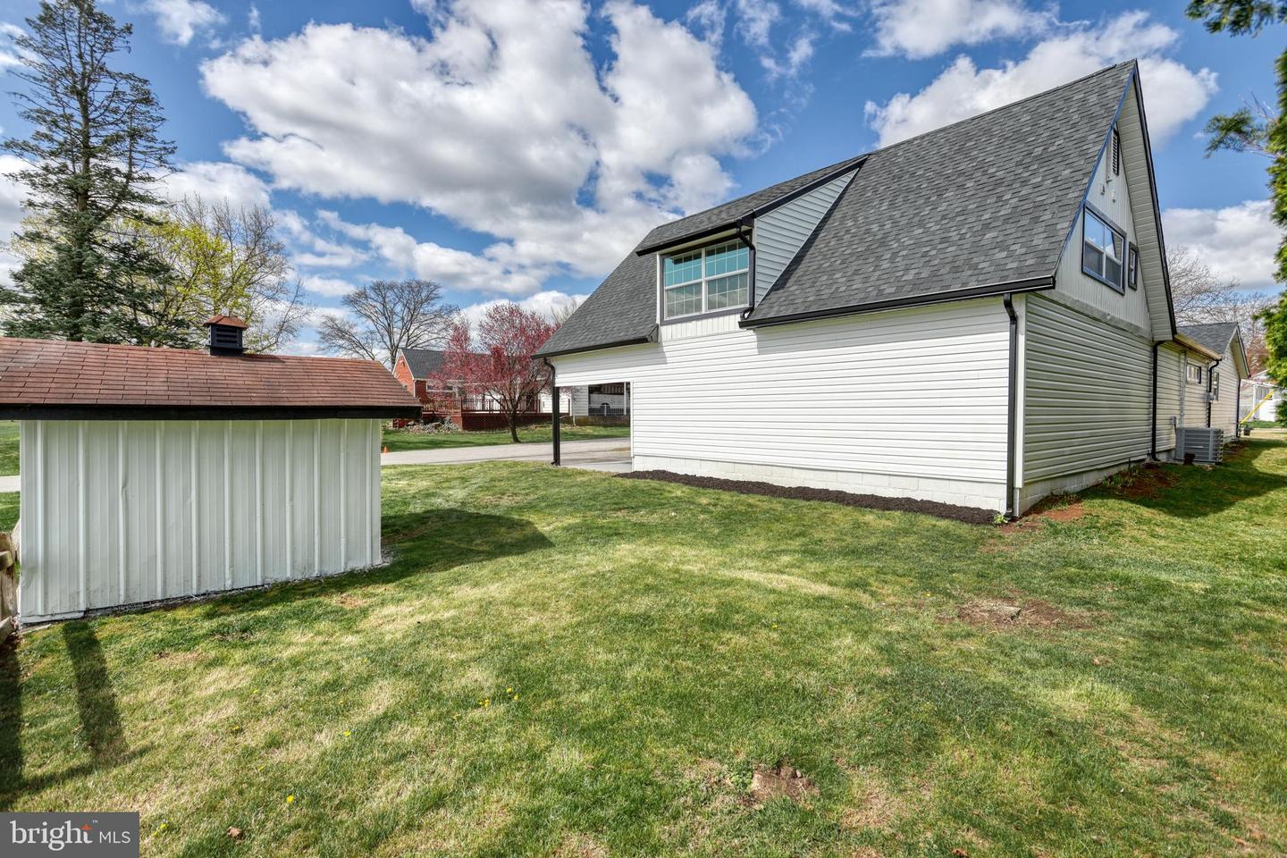 451 Moul Ave Property Photo 72