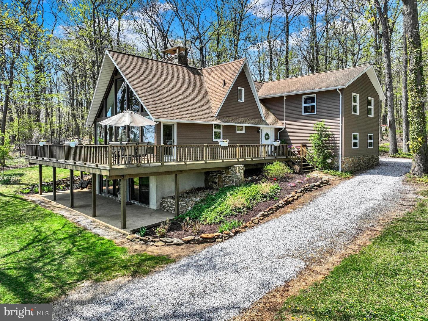 5882 Woods Rd Property Photo