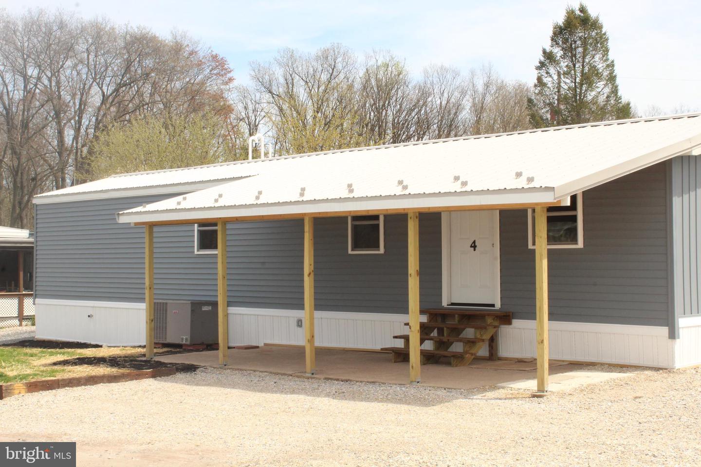450 Ridge Rd #4 Property Photo