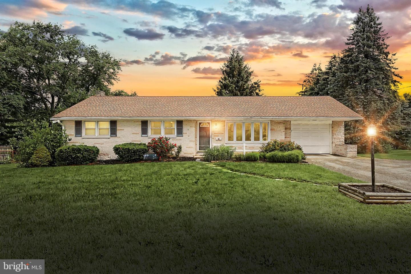 4665 Darlington Rd Property Photo