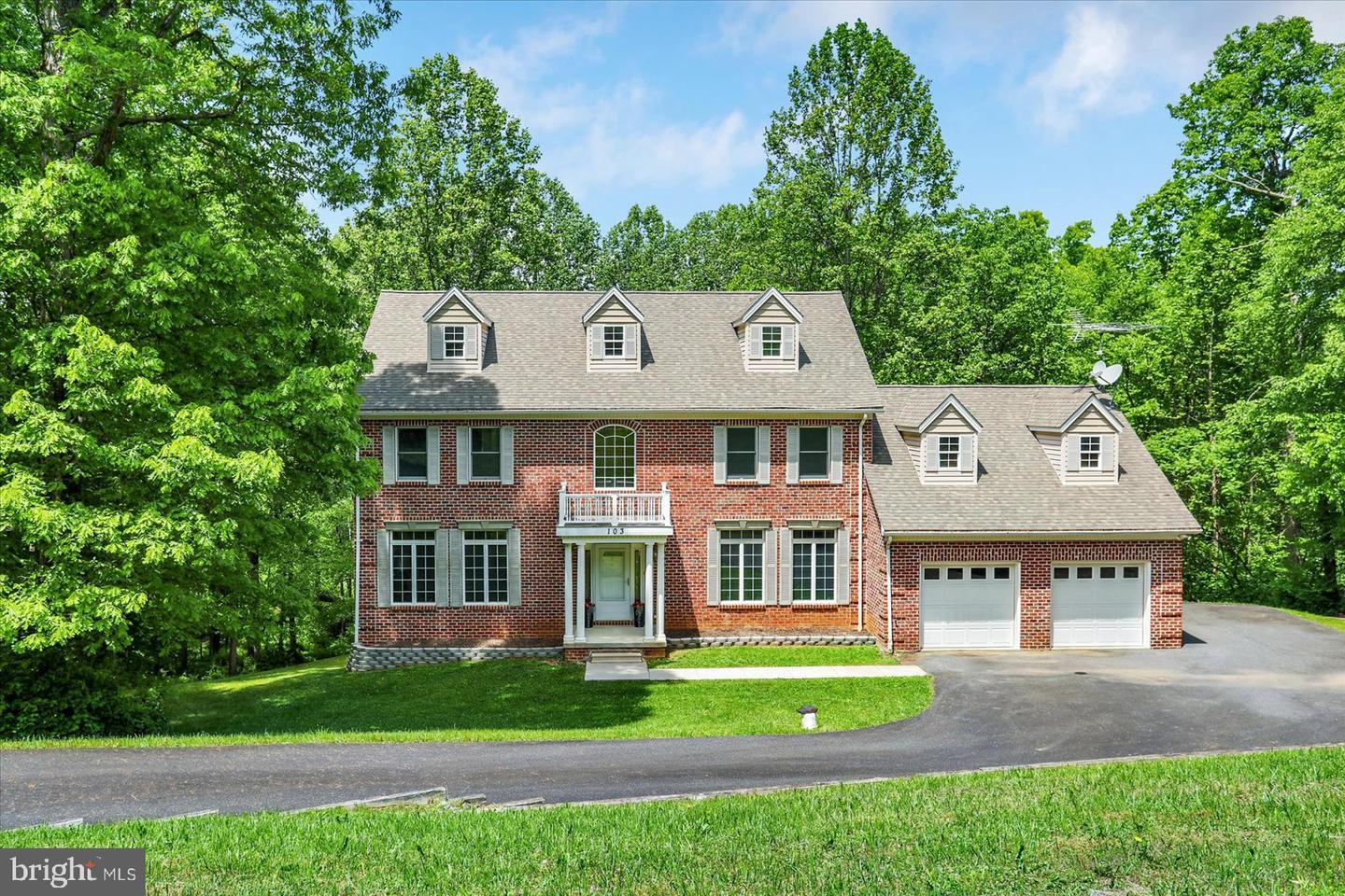 103 Talton Dr Property Photo 1