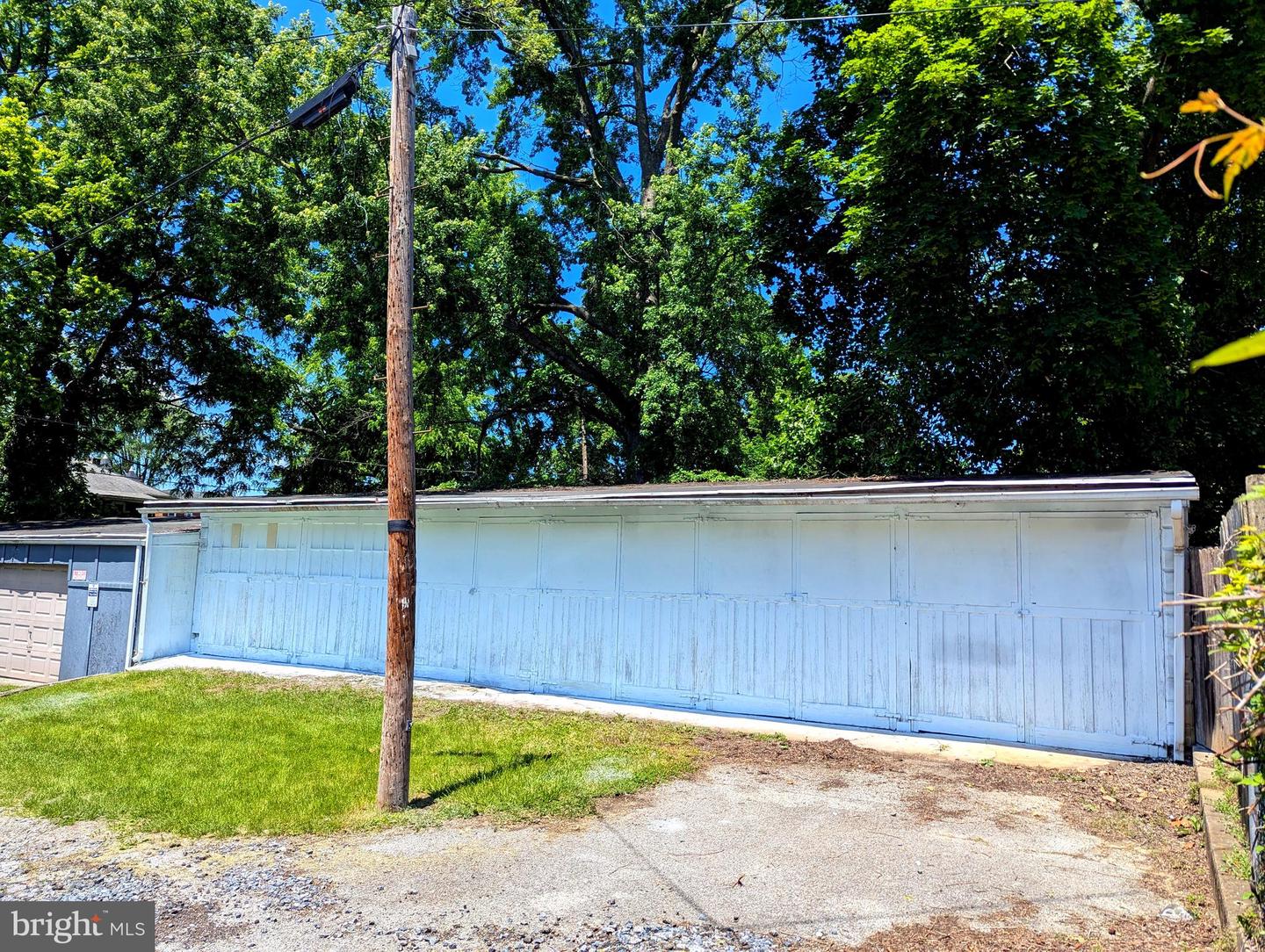 115-123 E East Jackson Rear St Property Photo 2