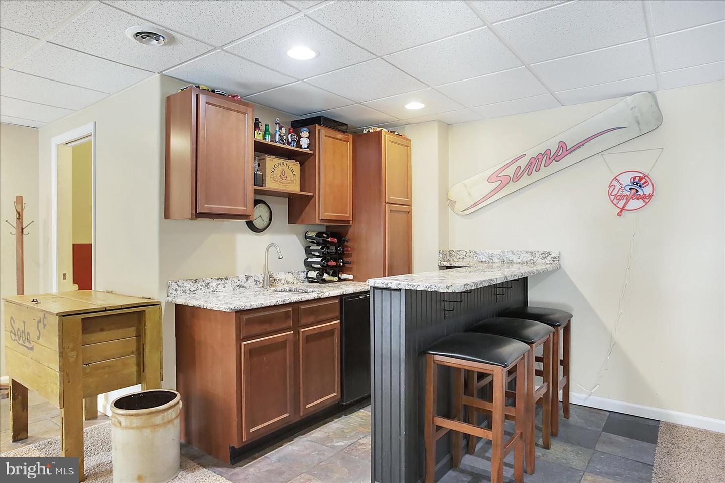 147 Spring Rd Property Photo 27