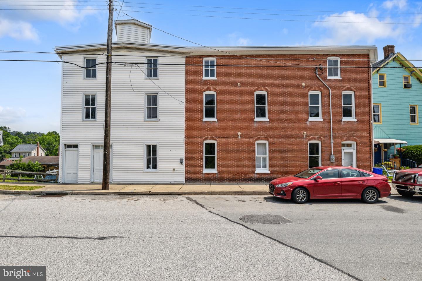 74 S Main St Property Photo 8