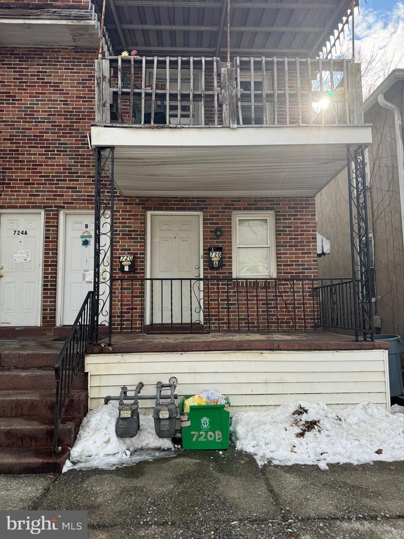 720 E Princess St Property Photo 2