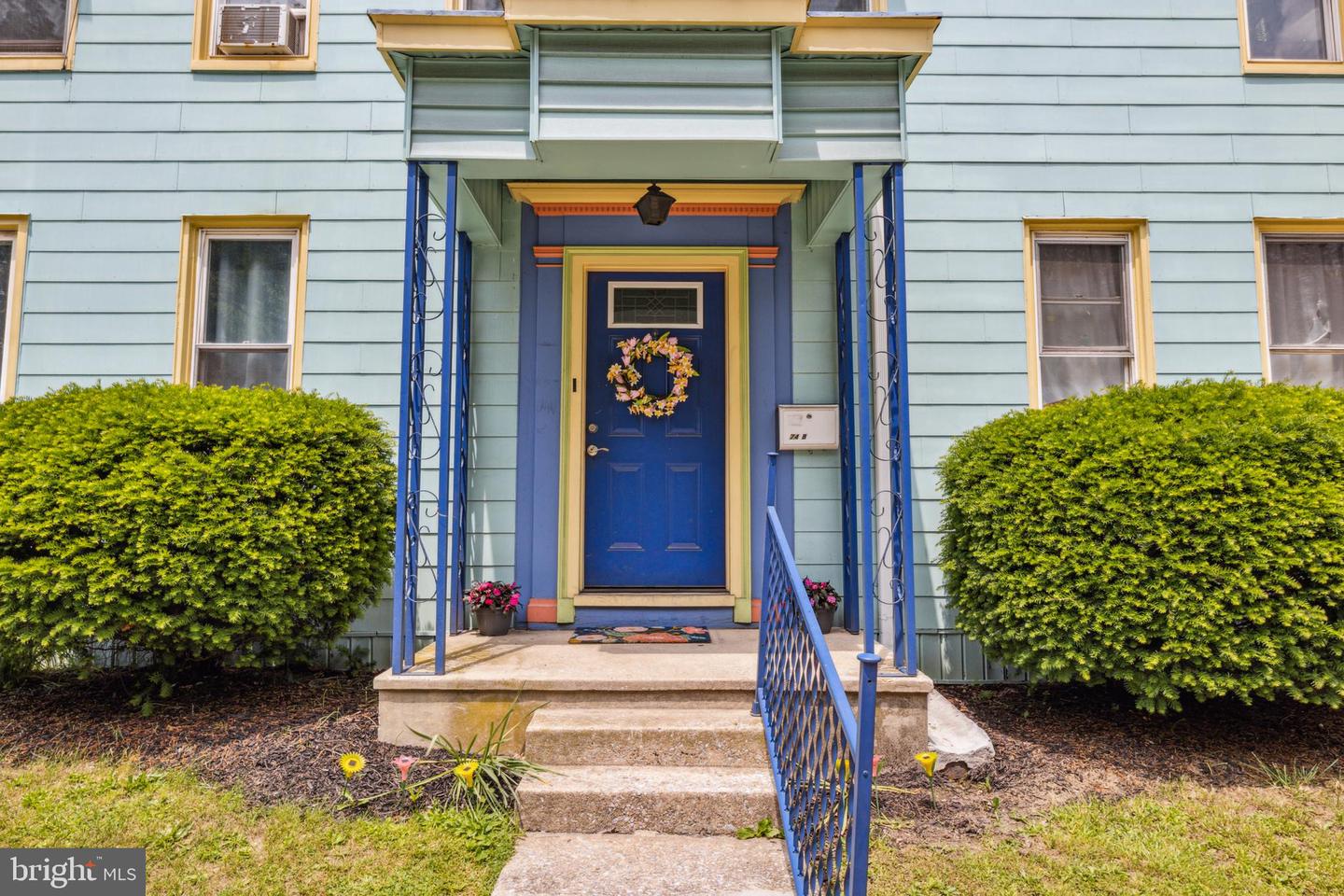 74 S Main St #res Property Photo 4