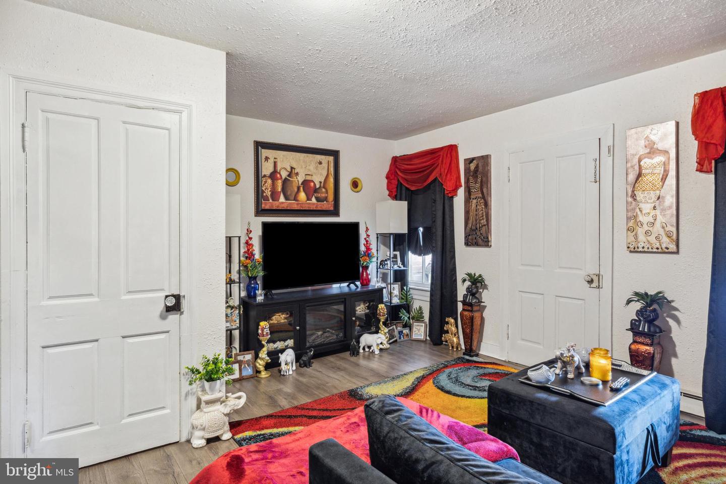 74 S Main St #res Property Photo 13