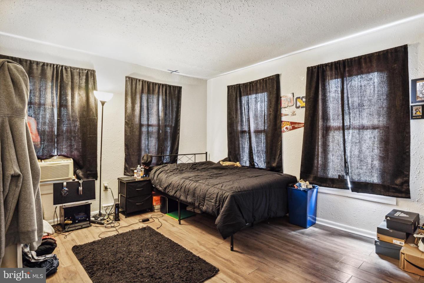 74 S Main St #res Property Photo 17