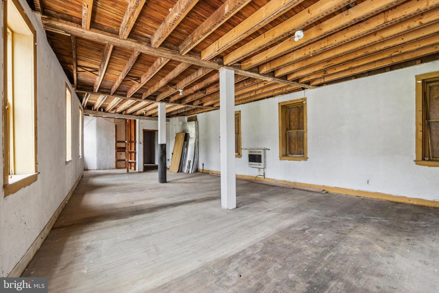 74 S Main St #res Property Photo 36