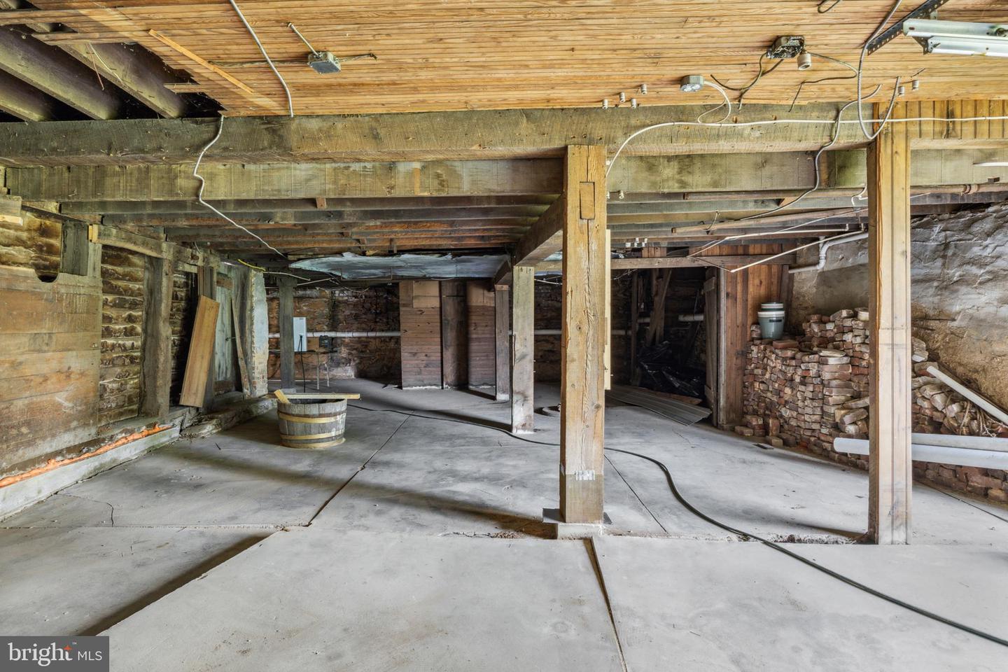 74 S Main St #res Property Photo 45