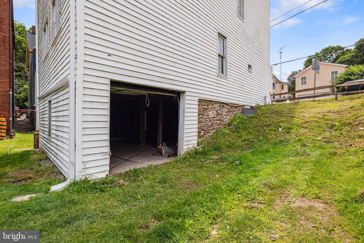 74 S Main St #res Property Photo 46