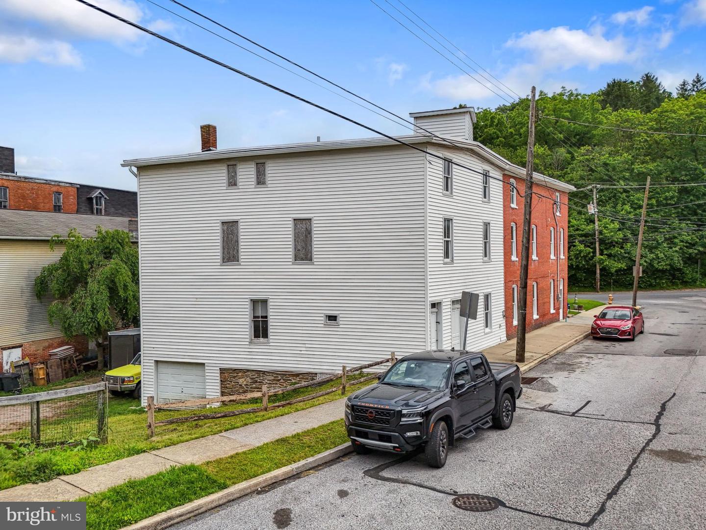 74 S Main St #res Property Photo 57