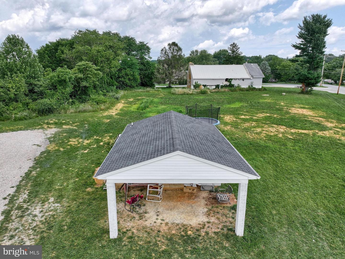 517 Aubel Rd Property Photo 20