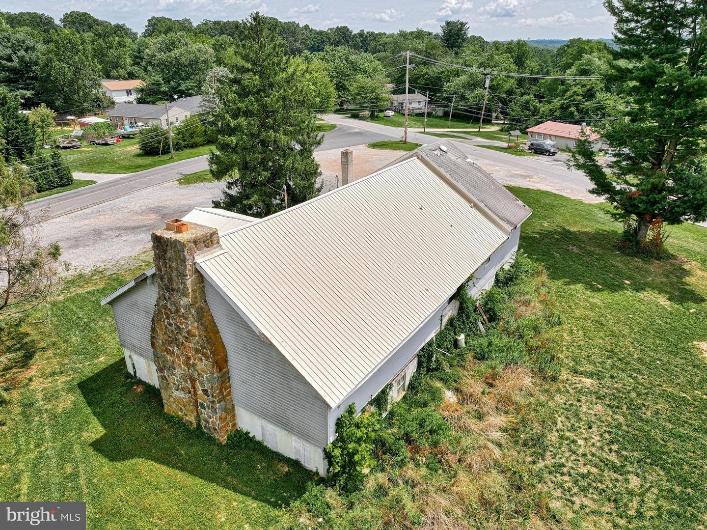 517 Aubel Rd Property Photo 36