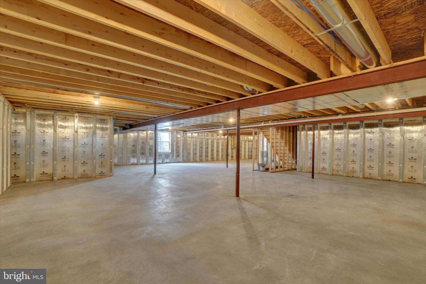 350 Lloyds Ln Property Photo 28