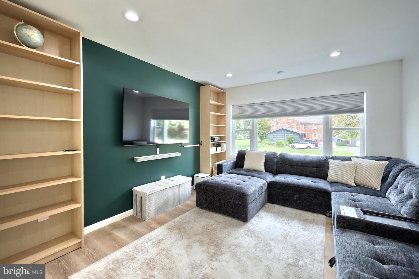 12 Keller Ave Property Photo 14