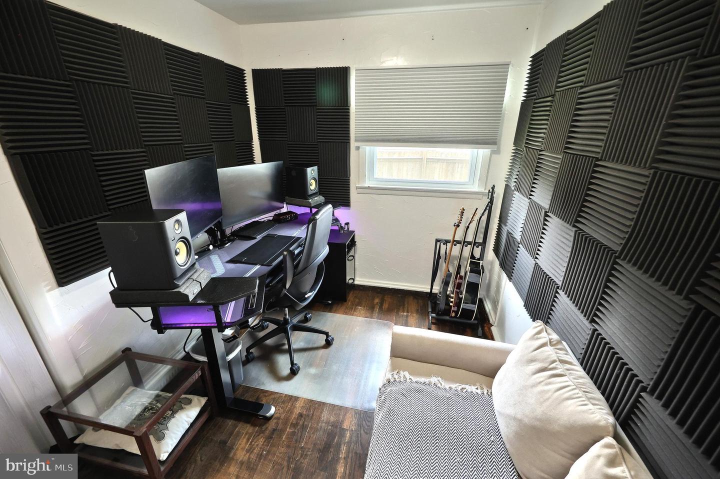 12 Keller Ave Property Photo 27