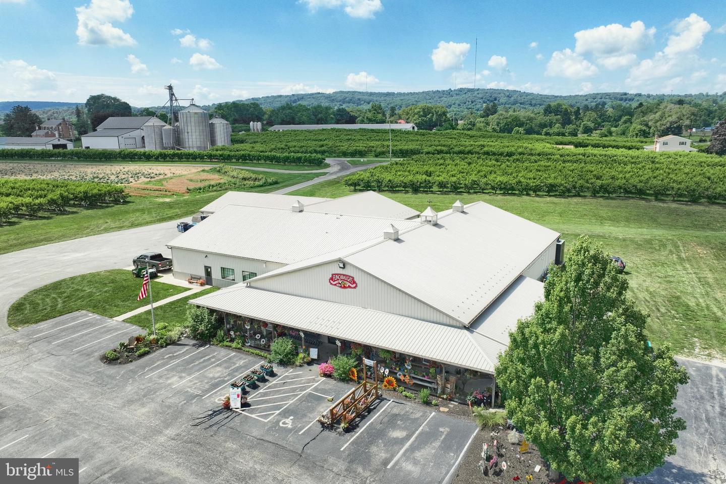 12 Keller Ave Property Photo 41