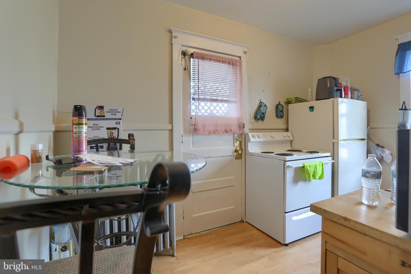1905 W Market St Property Photo 13