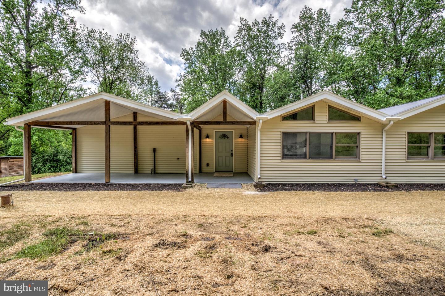 42 HEIDI RD