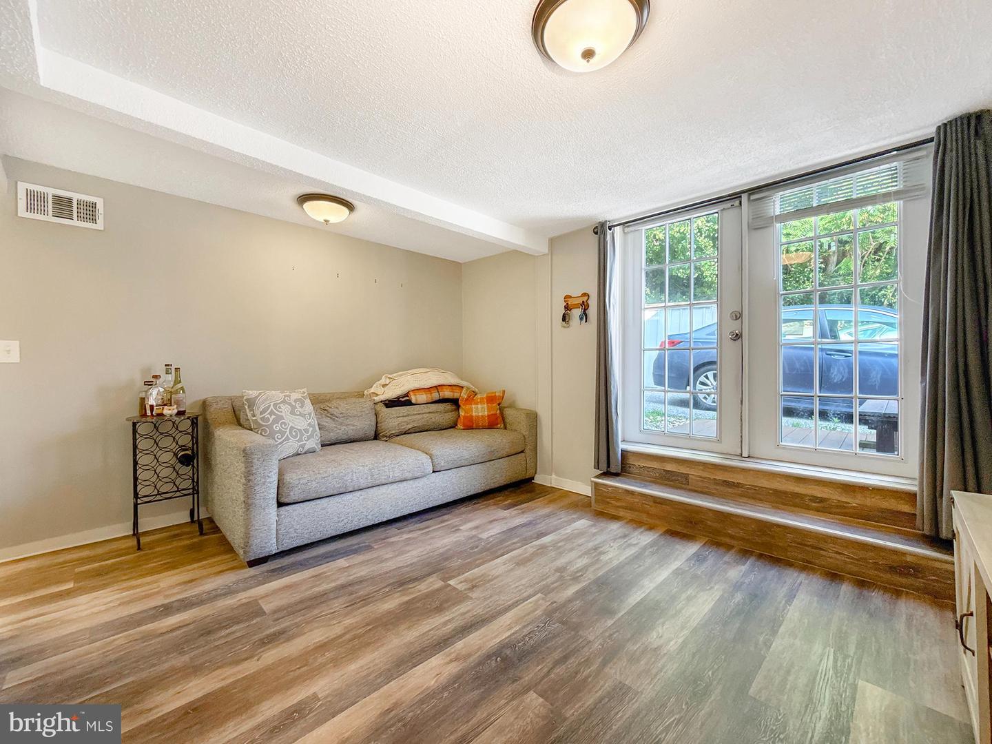 29 Main Property Photo 3