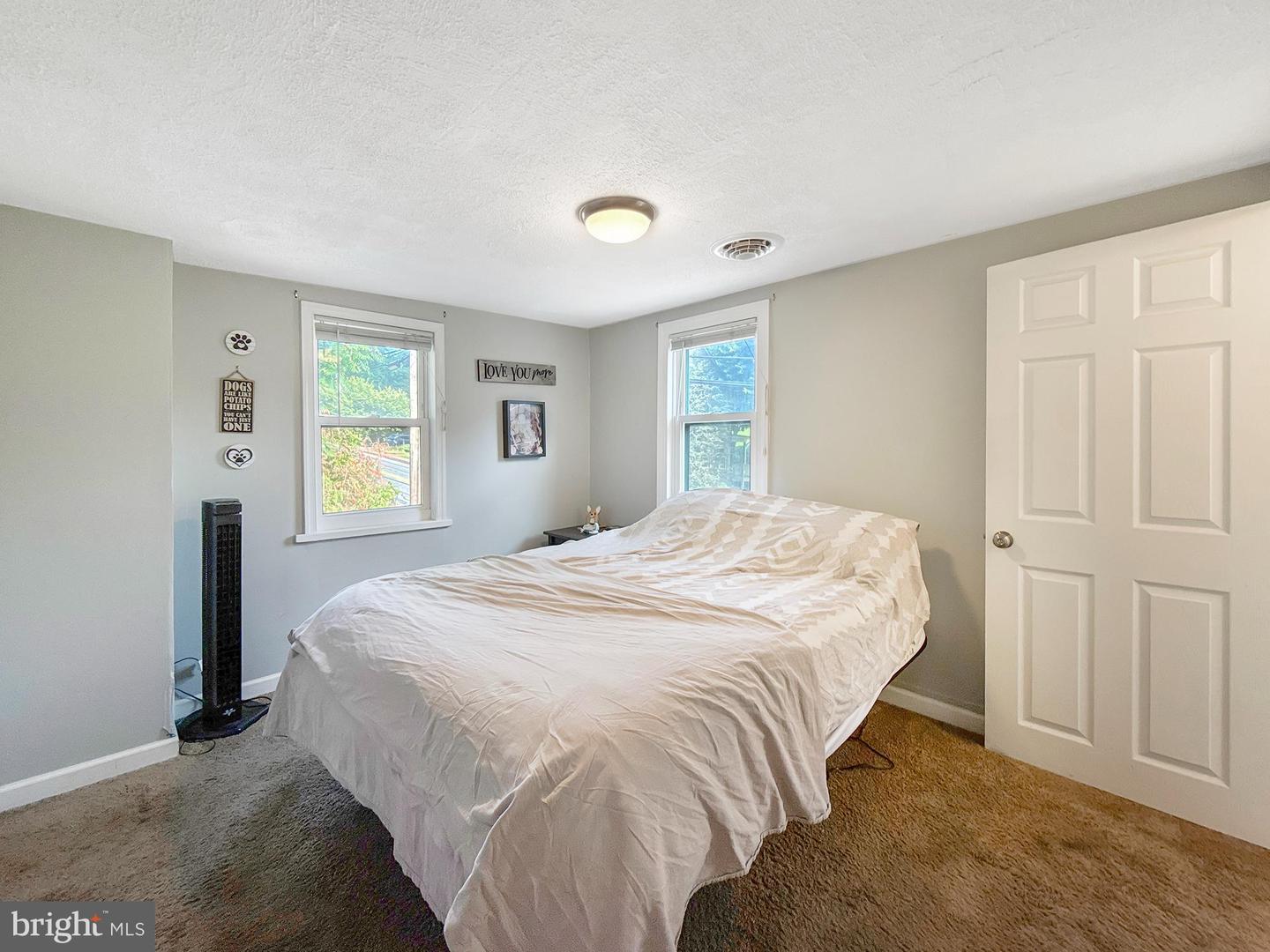 29 Main Property Photo 14