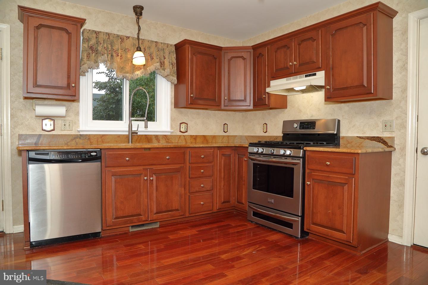 3044 Jodi Ln Property Photo 6