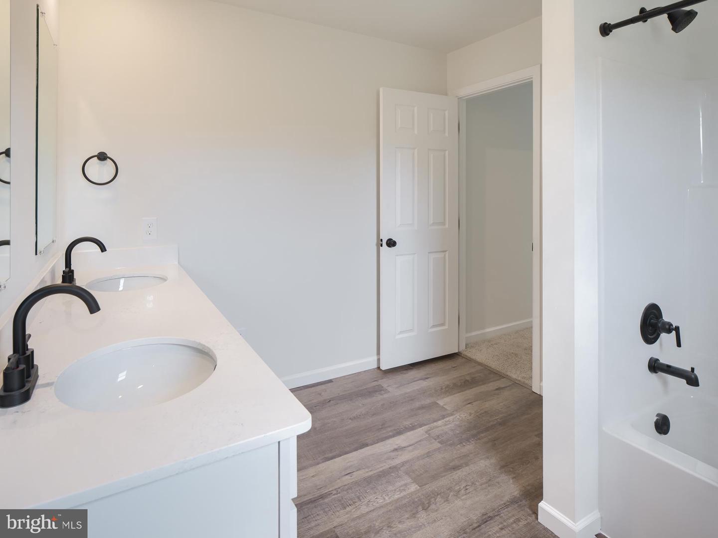 307 Boxwood Dr Property Photo 25