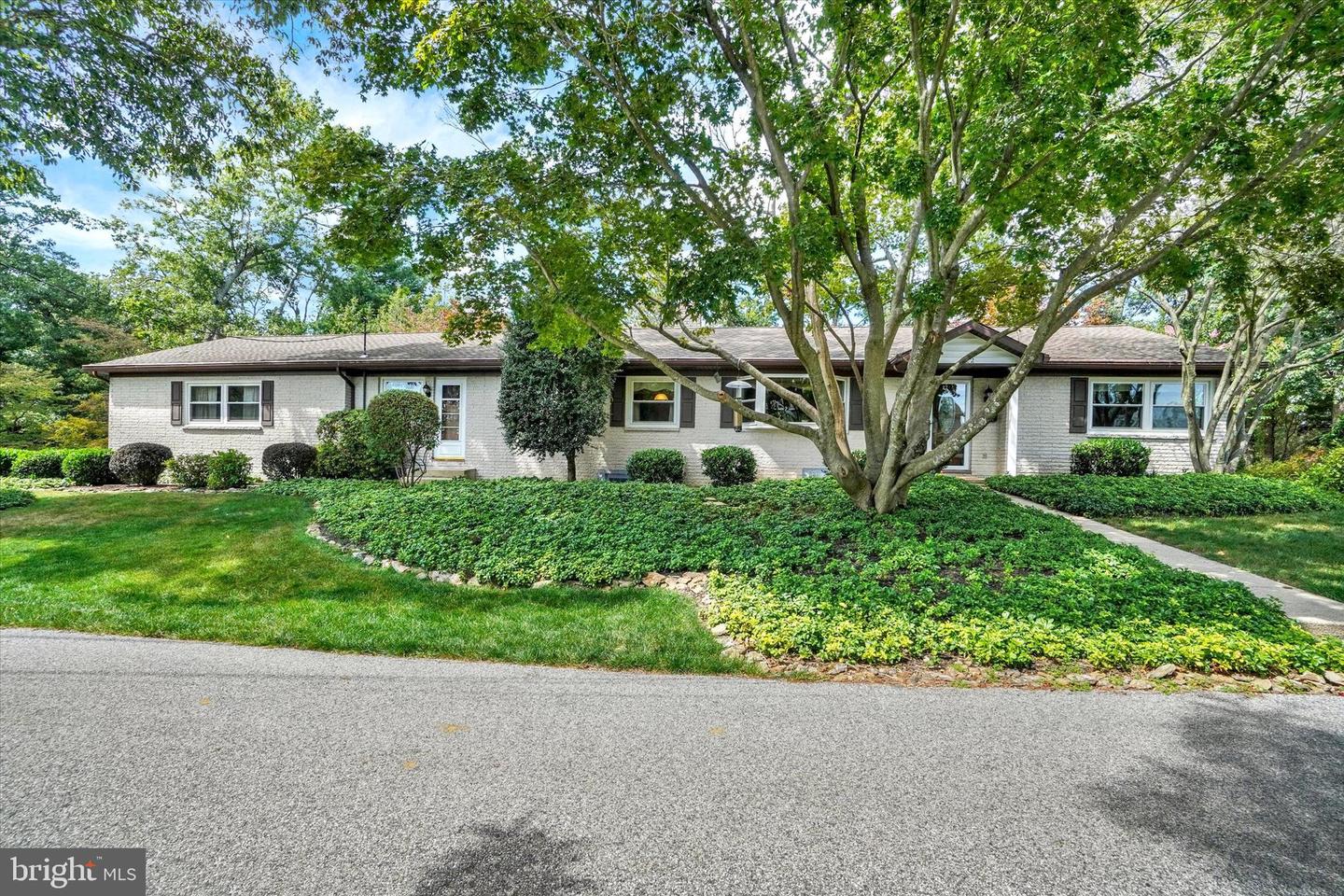 122 Hayward Hts Property Photo 1