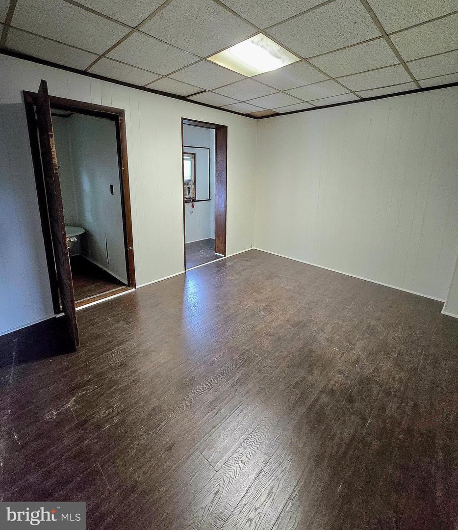 569 Smith St Property Photo 14