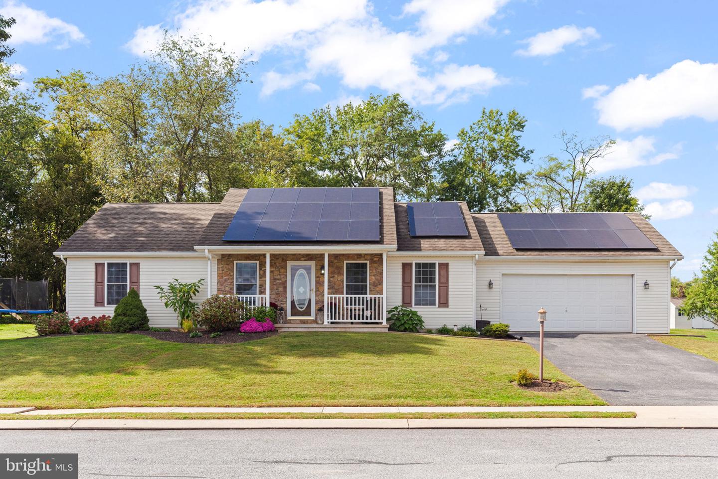 108 Alder Ct Property Photo 1